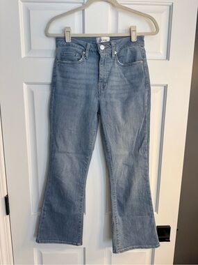 Frame Denim Le Crop Mini Boot Sz: 26 Color: Integrity inseam: 26